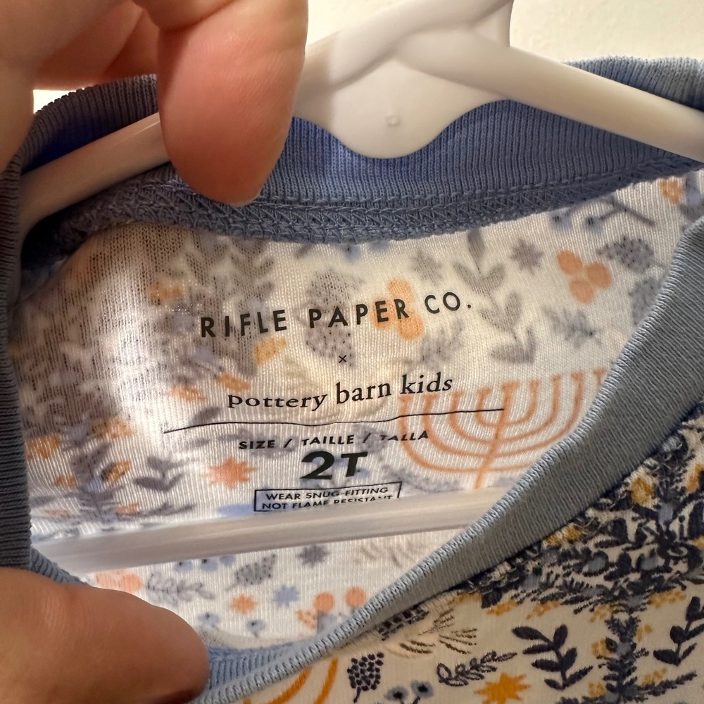 Rifle Paper Co x Pottery Barn‎ Kids Hanukkah Pajama Set Blue Menorah Floral 2T - Picture 2 of 7